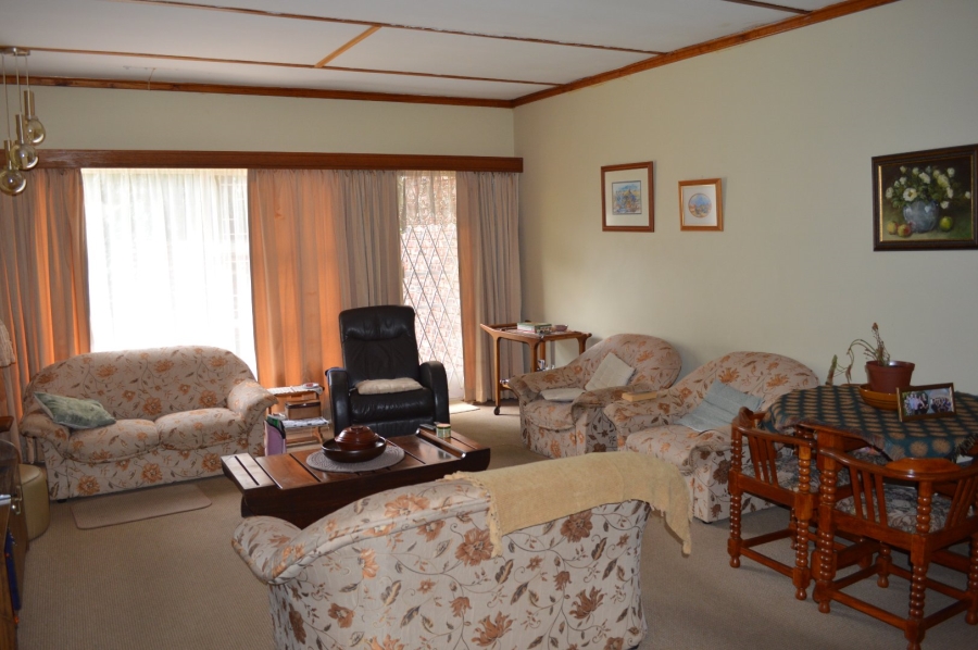 4 Bedroom Property for Sale in Flamwood North West